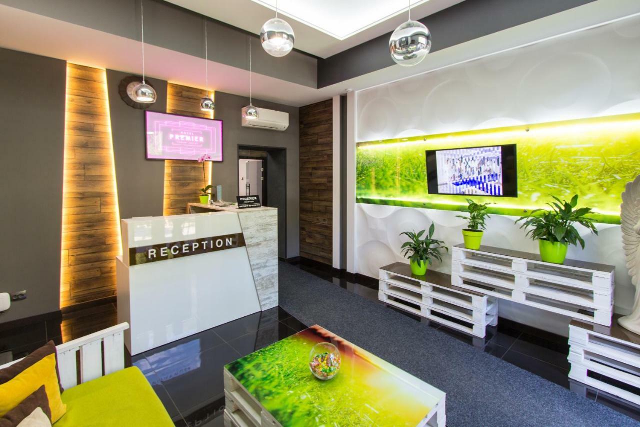 Hotel Premier à Yaremtche Extérieur photo